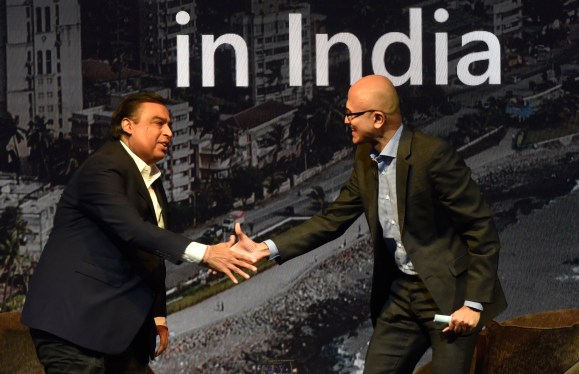 US Tech Giants Oppose Indian Telcos’ Bid to Regulate Internet Services and Pay Network Fees