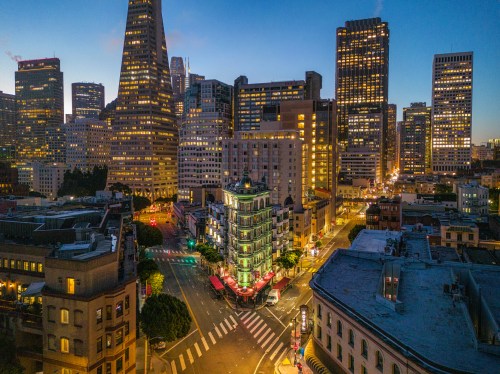 TechCrunch+ Roundup: Advice for Laid-Off Tech Professionals, Fintech Flops, and Building a Growth Team