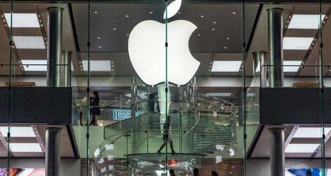 Warren Buffett’s Berkshire Hathaway Sells Half Its Apple Stock Holdings